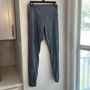 Lululemon gray Align 28” yoga pant